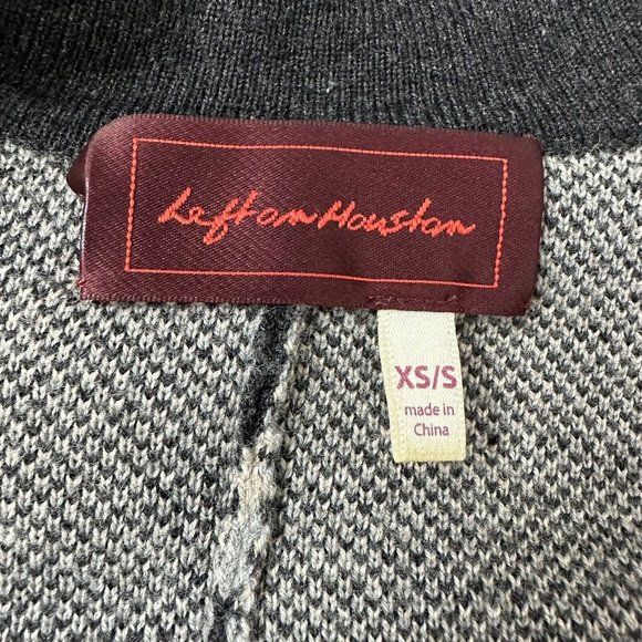 Left on Houston Women's Southwestern Oversized Open Poncho Sweater Size XS/S - Picture 5 of 7